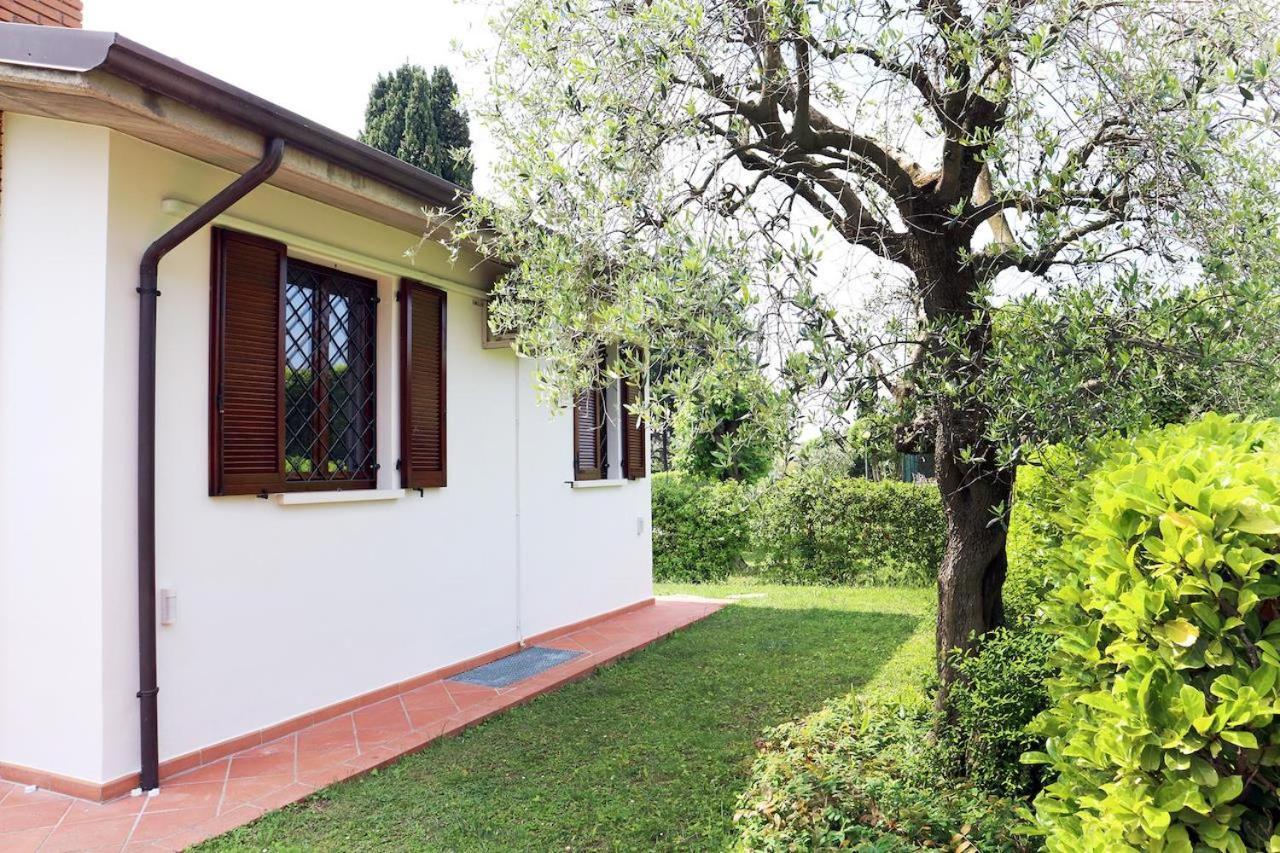 Villa Al Porto Moniga del Garda Exteriör bild