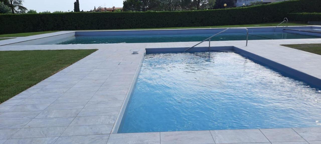 Villa Al Porto Moniga del Garda Exteriör bild